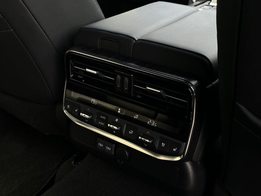 Toyota Land Cruiser 300 Series Москва  - изображение 35
