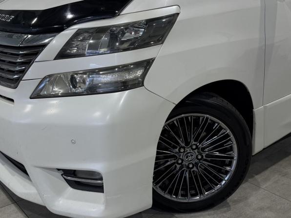 Toyota Vellfire I с пробегом 2008 года, цена 1 830 000 рублей, 273600 км, минивэн, Автокод Объявления