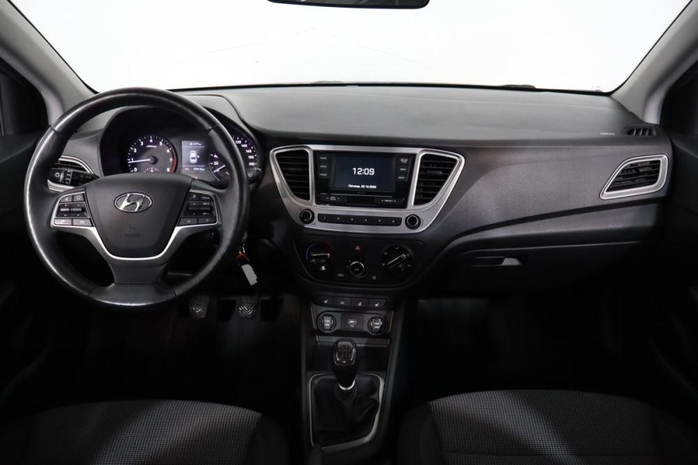 Hyundai Solaris II Санкт-Петербург  - изображение 9