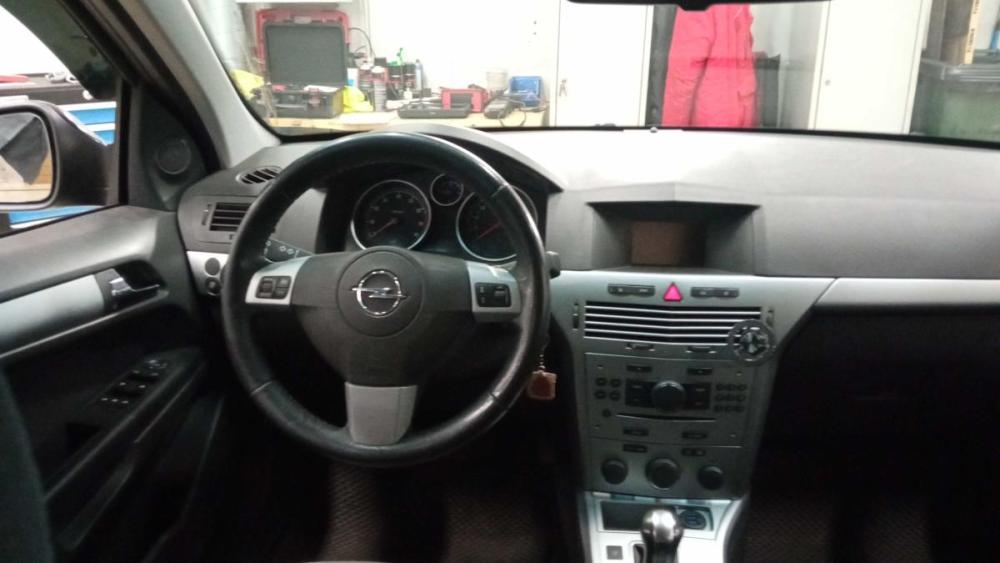 Opel Astra H Рестайлинг Санкт-Петербург  - изображение 5