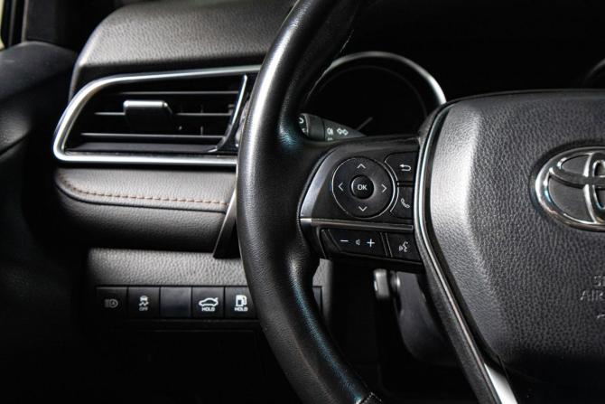 Toyota Camry VIII (XV70) с пробегом 2019 года, цена 2 589 000 рублей, 189150 км, седан, Автокод Объявления