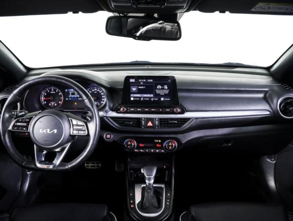 Kia Cerato IV с пробегом 2022 года, цена 2 227 000 рублей, 85760 км, седан, Автокод Объявления