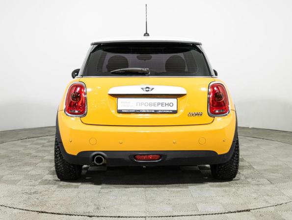 Mini Hatch III (F55/F56) с пробегом 2014 года, цена 1 299 700 рублей, 126484 км, хэтчбек, Автокод Объявления