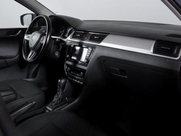 Skoda Rapid I с пробегом 2016 года, цена 1 260 000 рублей, 138090 км, лифтбек, Автокод Объявления