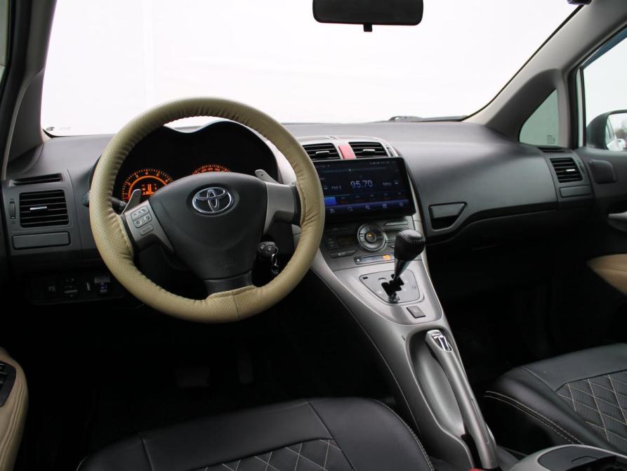 Toyota Auris I Таганрог  - изображение 12