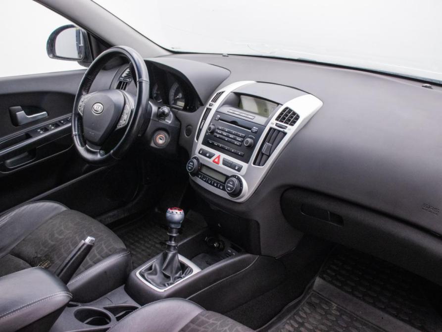 Kia Ceed I Москва  - изображение 9
