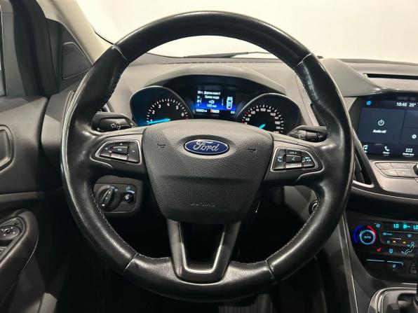 Ford Kuga II Рестайлинг с пробегом 2018 года, цена 1 699 000 рублей, 126832 км, внедорожник, Автокод Объявления