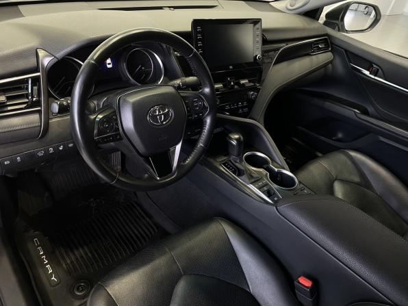 Toyota Camry VIII (XV70) Рестайлинг с пробегом 2021 года, цена 3 549 900 рублей, 47000 км, седан, Автокод Объявления