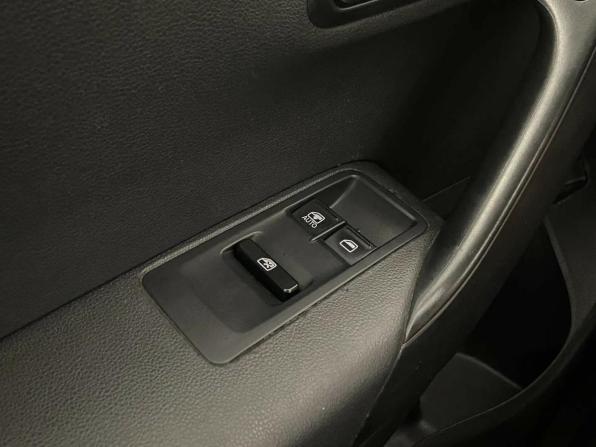 Volkswagen Polo V с пробегом 2015 года, цена 1 025 000 рублей, 70965 км, седан, Автокод Объявления
