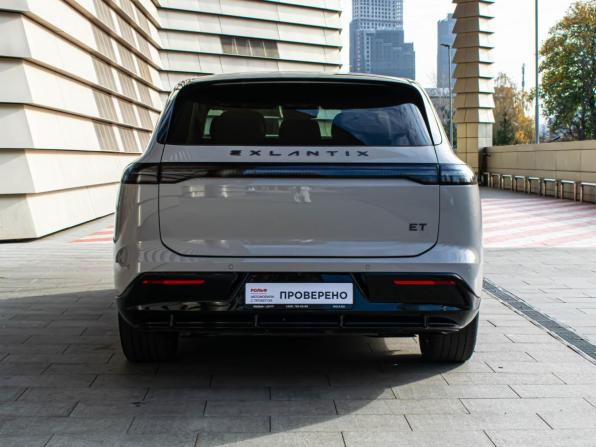 Exeed Exlantix ET с пробегом 2025 года, цена 5 099 000 рублей, 6000 км, внедорожник, Автокод Объявления