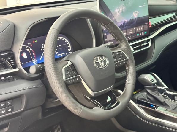 Toyota Highlander IV (XU70) с пробегом 2026 года, цена 5 300 000 рублей, 38 км, внедорожник, Автокод Объявления