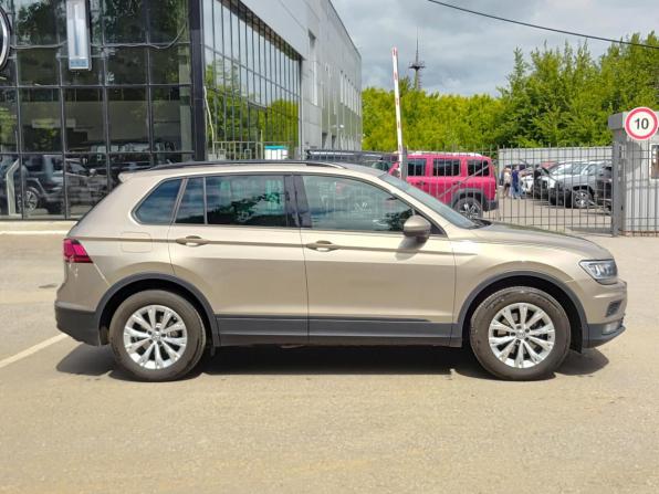 Volkswagen Tiguan II с пробегом 2019 года, цена 2 370 000 рублей, 99202 км, внедорожник, Автокод Объявления