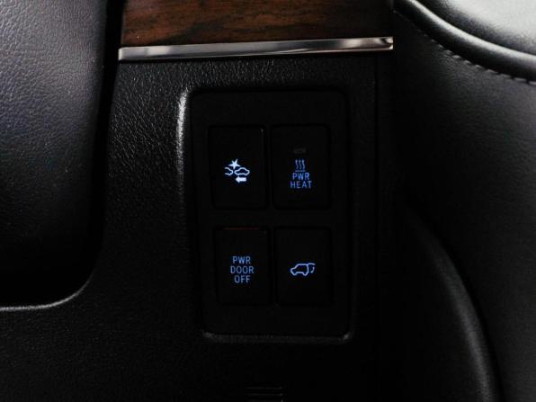 Toyota Land Cruiser 200 Series Рестайлинг 2 с пробегом 2016 года, цена 6 050 000 рублей, 216958 км, внедорожник, Автокод Объявления
