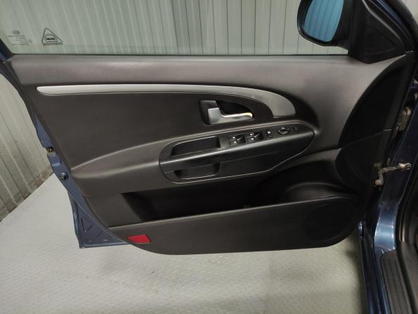 Kia Ceed I Рестайлинг с пробегом 2010 года, цена 695 000 рублей, 132931 км, хэтчбек, Автокод Объявления