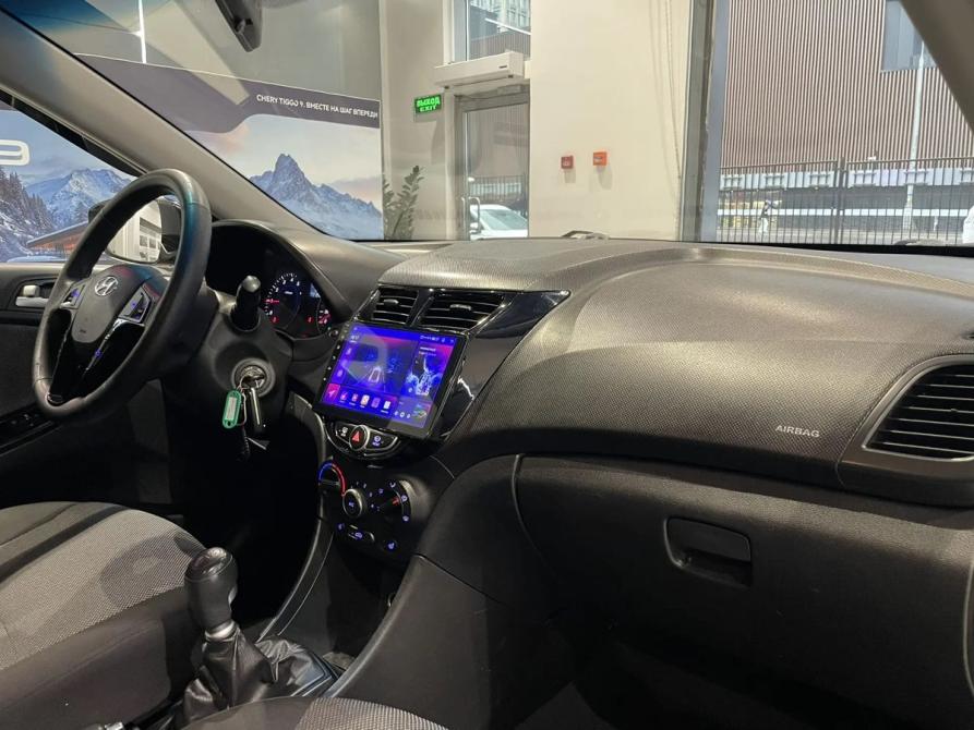 Hyundai Solaris I Москва  - изображение 9