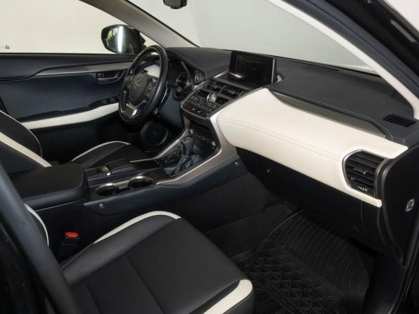 Lexus NX I Рестайлинг с пробегом 2020 года, цена 4 400 000 рублей, 25598 км, внедорожник, Автокод Объявления