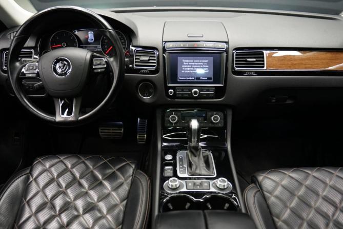 Volkswagen Touareg II Рестайлинг с пробегом 2017 года, цена 3 980 000 рублей, 167000 км, внедорожник, Автокод Объявления