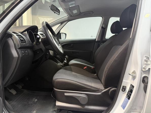 Kia Venga I с пробегом 2012 года, цена 875 000 рублей, 146306 км, компактвэн, Автокод Объявления