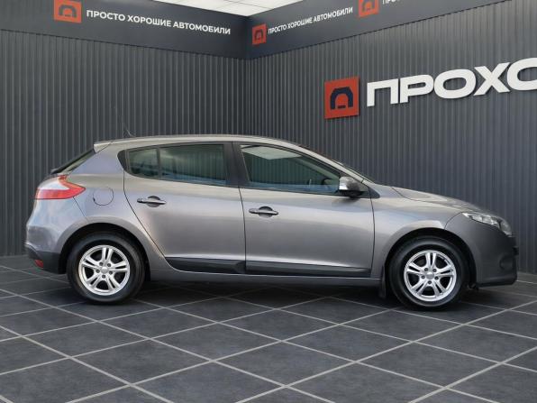 Renault Megane III с пробегом 2012 года, цена 737 000 рублей, 178442 км, хэтчбек, Автокод Объявления