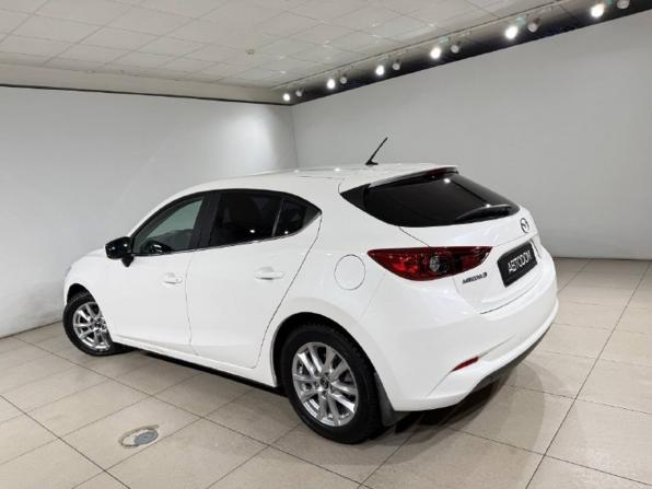 Mazda 3 III (BM) Рестайлинг с пробегом 2018 года, цена 1 550 000 рублей, 102468 км, хэтчбек, Автокод Объявления