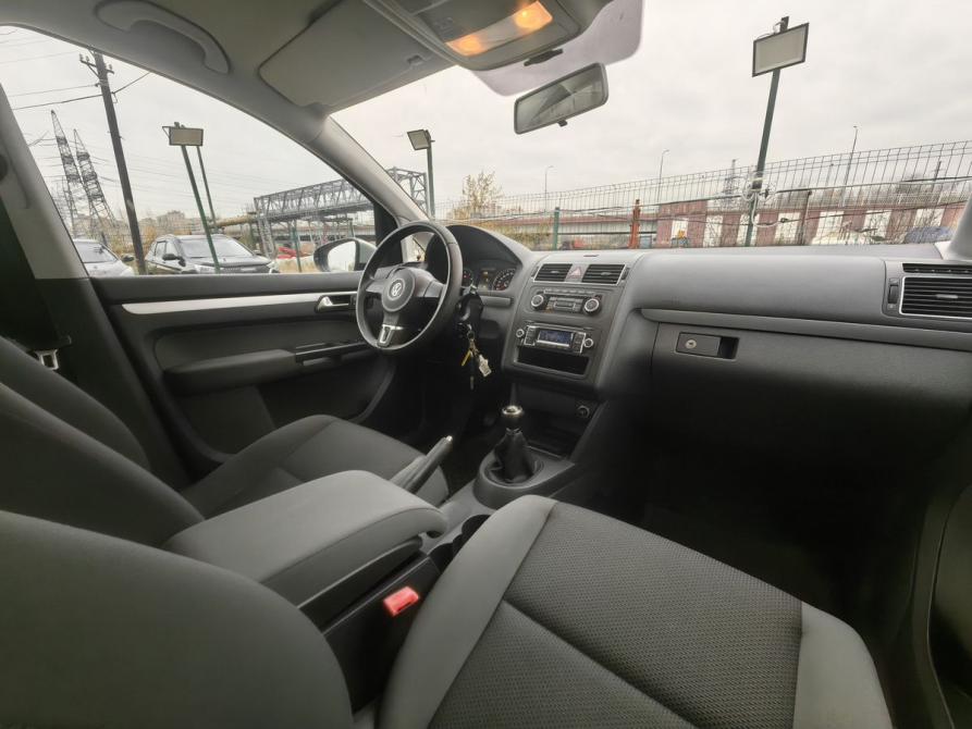 Volkswagen Touran I Рестайлинг 2 Санкт-Петербург  - изображение 9