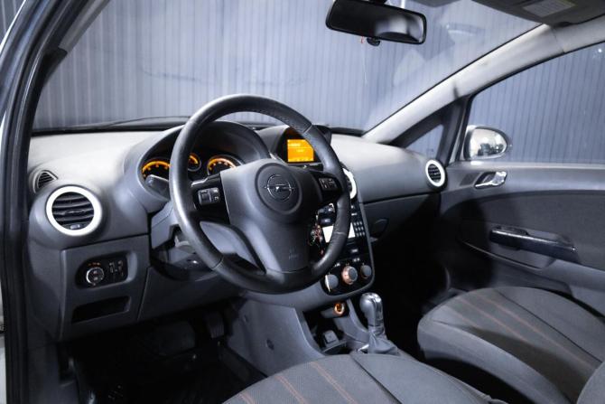 Opel Corsa D Рестайлинг II с пробегом 2011 года, цена 650 000 рублей, 145685 км, хэтчбек, Автокод Объявления