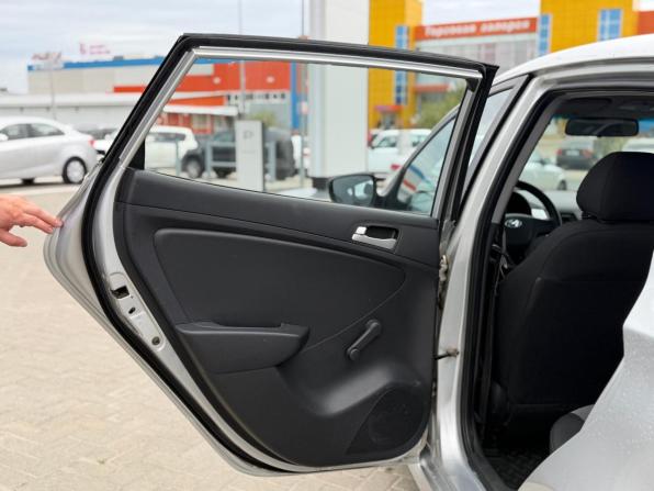 Hyundai Solaris I с пробегом 2011 года, цена 720 000 рублей, 158723 км, хэтчбек, Автокод Объявления
