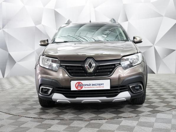 Renault Sandero II Рестайлинг с пробегом 2019 года, цена 1 150 000 рублей, 67000 км, хэтчбек, Автокод Объявления