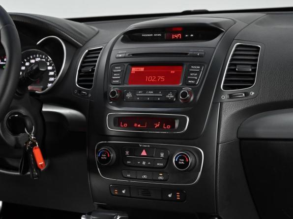 Kia Sorento II Рестайлинг с пробегом 2013 года, цена 1 399 000 рублей, 215000 км, внедорожник, Автокод Объявления