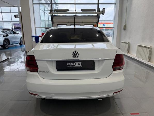 Volkswagen Polo V Рестайлинг с пробегом 2016 года, цена 990 000 рублей, 143689 км, седан, Автокод Объявления