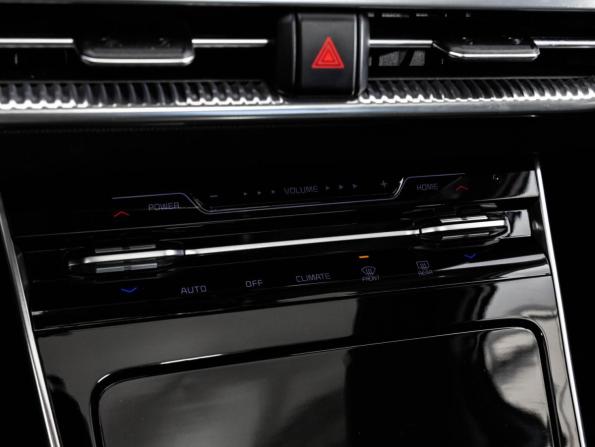 Kia K5 III с пробегом 2022 года, цена 2 499 000 рублей, 38599 км, седан, Автокод Объявления