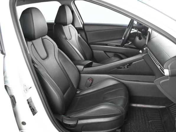 Hyundai Elantra VII (CN7) Рестайлинг с пробегом 2023 года, цена 1 960 000 рублей, 98465 км, седан, Автокод Объявления