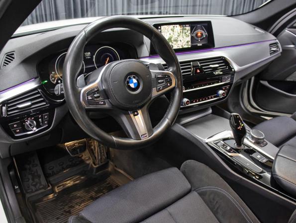 BMW 5 серии VII (G30/G31/G38) с пробегом 2019 года, цена 3 998 000 рублей, 112201 км, седан, Автокод Объявления