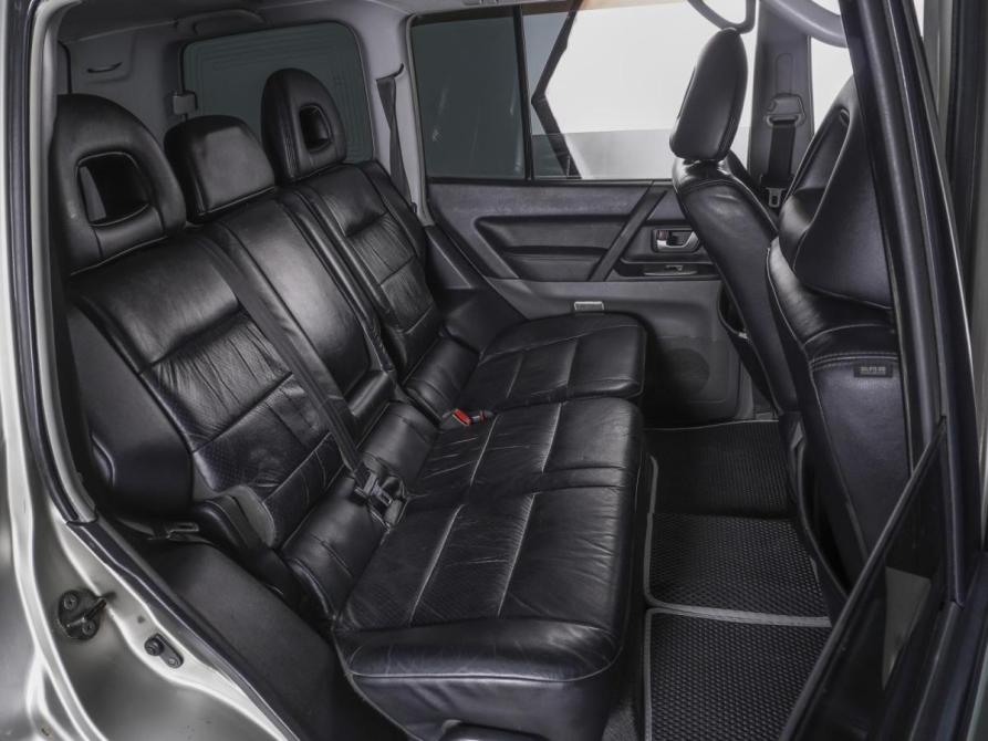 Mitsubishi Pajero III Рестайлинг Ростов-на-Дону  - изображение 7