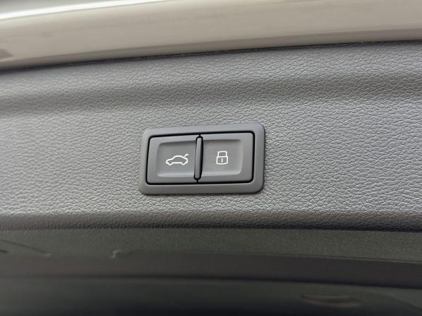 Audi Q3 II (F3) с пробегом 2026 года, цена 3 800 000 рублей, 25 км, внедорожник, Автокод Объявления