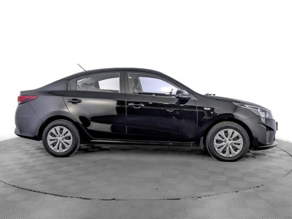 Kia Rio IV Рестайлинг с пробегом 2020 года, цена 1 700 000 рублей, 31915 км, седан, Автокод Объявления