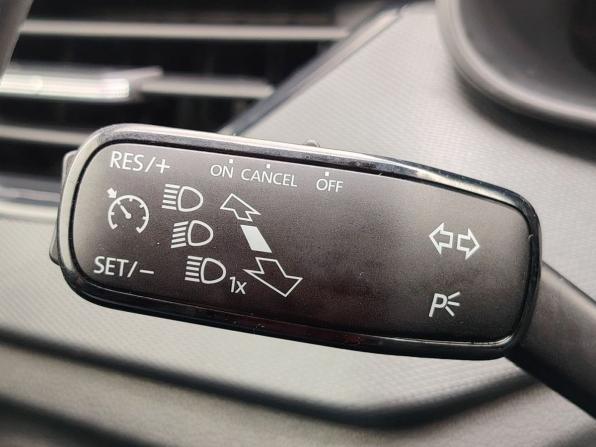 Skoda Rapid II с пробегом 2021 года, цена 1 690 500 рублей, 77552 км, лифтбек, Автокод Объявления