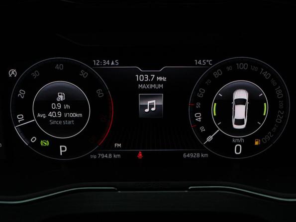 Skoda Superb III Рестайлинг с пробегом 2020 года, цена 3 150 000 рублей, 64000 км, лифтбек, Автокод Объявления