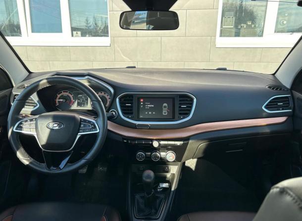 Lada (ВАЗ) Vesta I Рестайлинг (NG) с пробегом 2023 года, цена 1 325 000 рублей, 45350 км, седан, Автокод Объявления