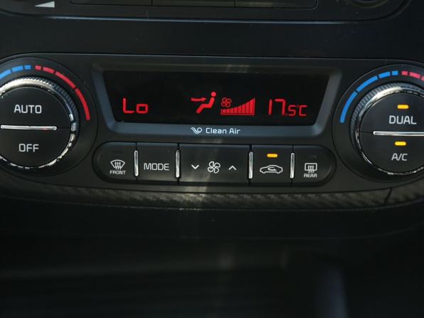 Kia Cerato III с пробегом 2013 года, цена 859 000 рублей, 261800 км, седан, Автокод Объявления
