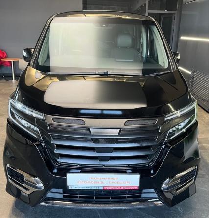 Honda Stepwgn V Рестайлинг с пробегом 2020 года, цена 2 450 000 рублей, 76667 км, минивэн, Автокод Объявления