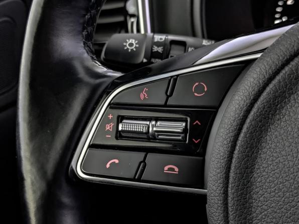 Kia Sportage IV Рестайлинг с пробегом 2021 года, цена 2 890 000 рублей, 87208 км, внедорожник, Автокод Объявления