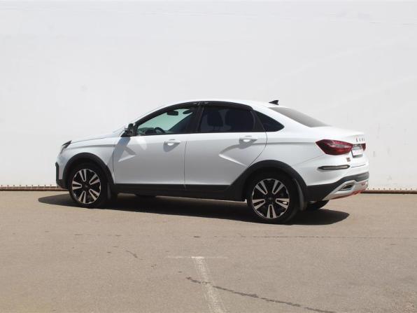 Lada (ВАЗ) Vesta I Рестайлинг (NG) с пробегом 2023 года, цена 1 390 000 рублей, 28013 км, седан, Автокод Объявления