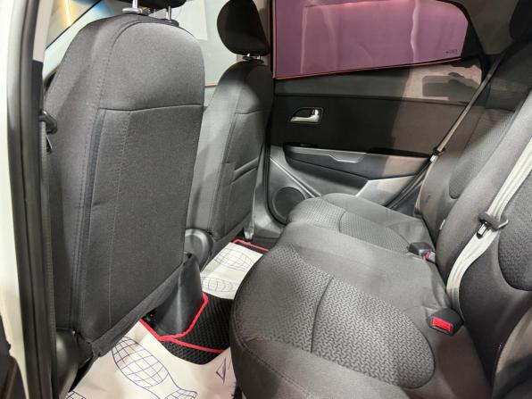 Kia Rio III Рестайлинг с пробегом 2015 года, цена 1 049 000 рублей, 136471 км, седан, Автокод Объявления