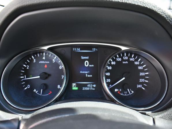 Nissan X-Trail III с пробегом 2015 года, цена 1 379 000 рублей, 235815 км, внедорожник, Автокод Объявления