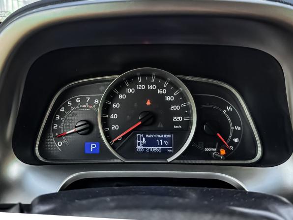 Toyota RAV4 IV (XA40) с пробегом 2014 года, цена 1 670 000 рублей, 210859 км, внедорожник, Автокод Объявления