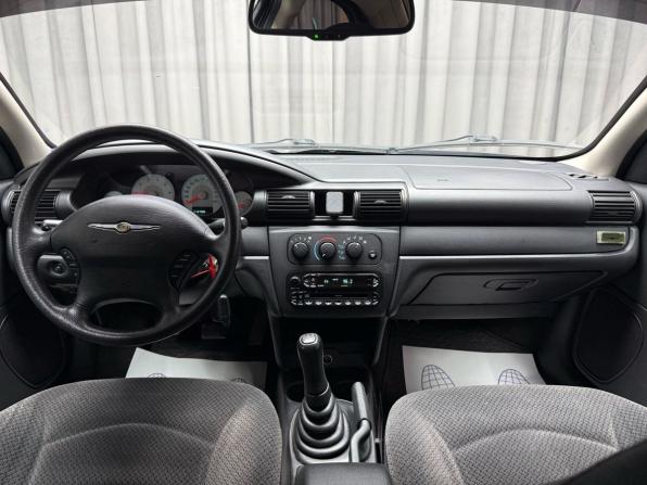 Chrysler Sebring II Рестайлинг с пробегом 2006 года, цена 669 000 рублей, 113756 км, седан, Автокод Объявления
