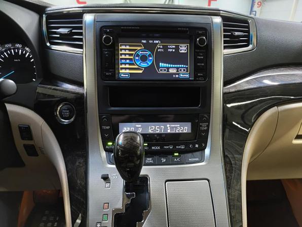 Toyota Alphard II с пробегом 2012 года, цена 3 000 000 рублей, 204716 км, минивэн, Автокод Объявления