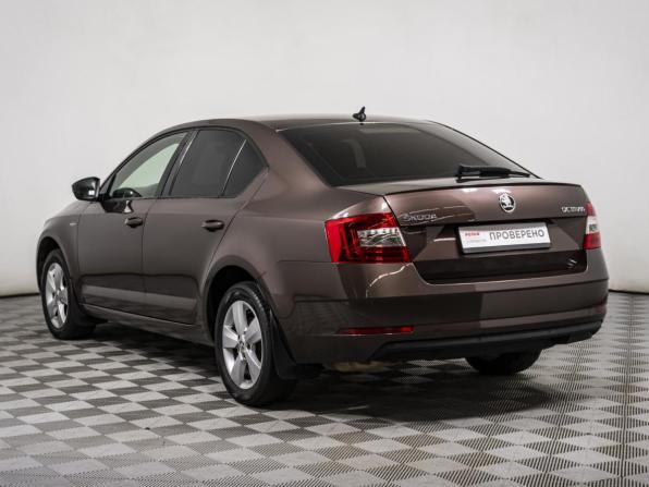 Skoda Octavia III (A7) Рестайлинг с пробегом 2019 года, цена 2 200 000 рублей, 100000 км, лифтбек, Автокод Объявления