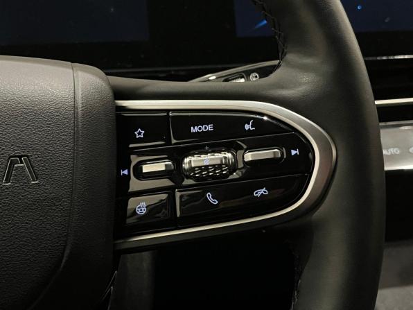 Omoda C5 I с пробегом 2023 года, цена 1 680 000 рублей, 15496 км, внедорожник, Автокод Объявления